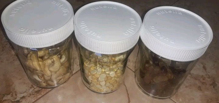 Used%20300ml%20empty%20nutella%20glass%20jar%206pcs.Can%20use%20as%20a%20storage%20jar!%20-%20Image%208