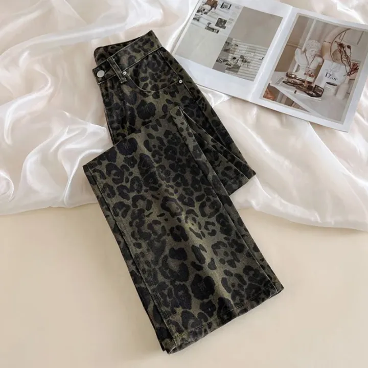 Winter%20Girls%20Leopard%20Print%20Plush%20Thermal%20High%20Waist%20Jeans%20Women%20Fleece%20Snow%20Warm%20Denim%20Pants%20Lady%20Retro%20Baggy%20Wide%20Leg%20Trousers%20-%20Image%204
