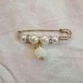 2 Hijab pins 2 types of hijab pins with different designs. 