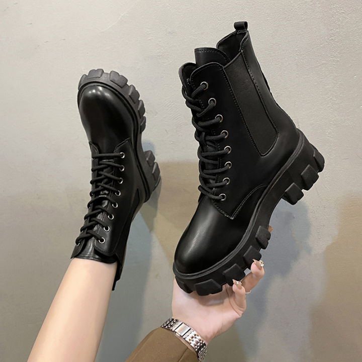 2025%20New%20Fashion%20Thick%20Sole%20Thick%20Heel%20Women's%20Boots%20Large%20Size%20Women's%20Shoes%20Black%20Platform%20Sole%20Small%20Short%20Boots%20-%20Image%204