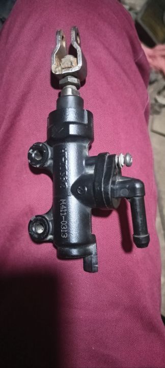 Brake%20master%20cylinder%20Rear%20for%20KPR%20-%20Image%207