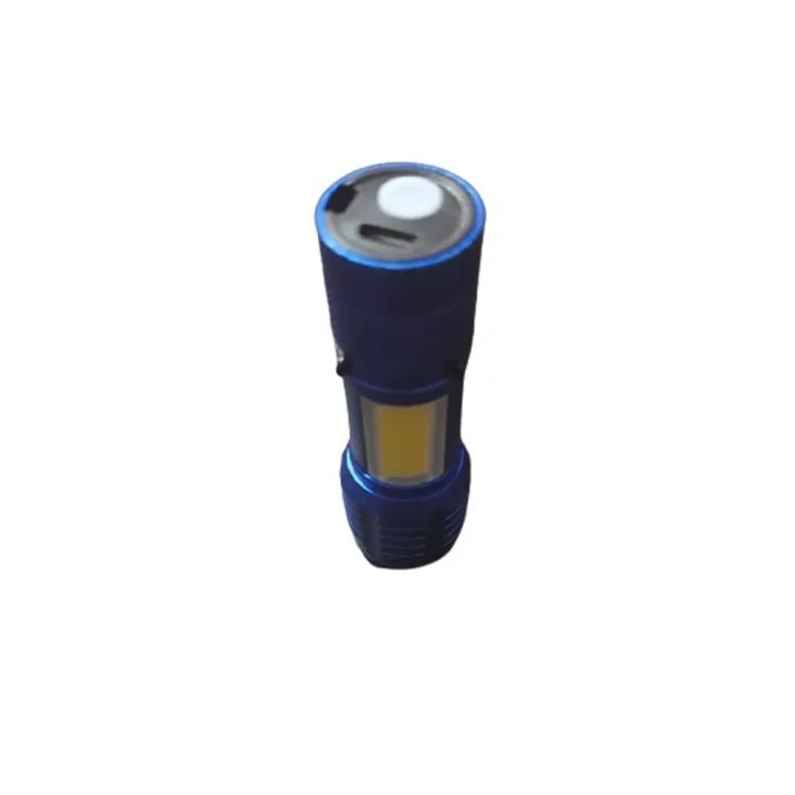 Geepas%20GP-535%20Rechargeable%20Portable%20LED%20Flashlight%20(Zoom)%20-%20Image%204