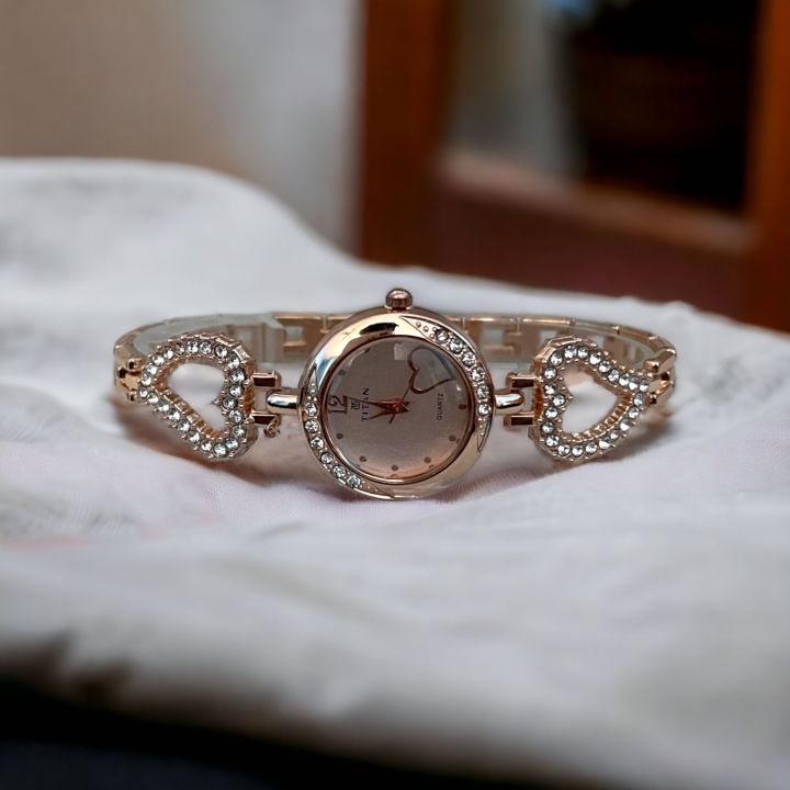 New%20Fashionable%20stainless%20analogue%20Hand%20watches%20for%20women's%20-%20Image%203