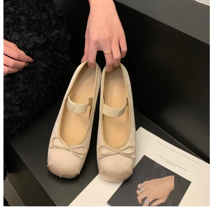 Luxury%20Satin%20Silk%20Ballet%20Shoes%20Woman%20Classic%20Square%20Toe%20Bowtie%20Elastic%20Band%20Ballerina%20Flats%20Ladies%20Soft%20Loafers%20-%20Image%204