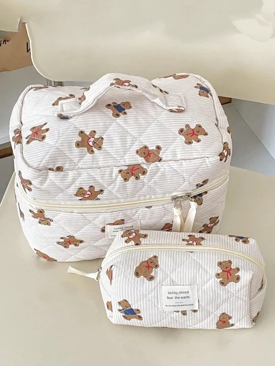1%20piece/set%20of%20striped%20bear%20quilted%20makeup%20bag,%20portable%20storage%20makeup%20bag,%20cute%20bear%20makeup%20bag,%20multifunctional%20makeup%20bag%20-%20Image%206