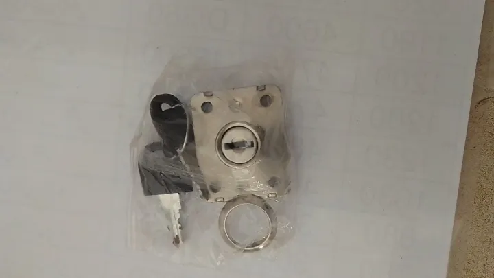 drawer%20lock%20/%20daraz%20lock%20lock/furniture%20lock%20-model%20101%20-%20Image%206