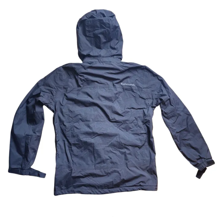 windproof%20and%20waterproof%20jacket%20-%20Image%205