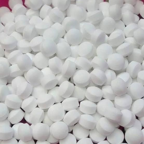 Camphor Balls (Kafoor) pack of 12  Snow-white camphor balls 100℅ Original kafor each pack have 9ball