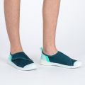 Subea decathlon kids water shoes easy to wear. 