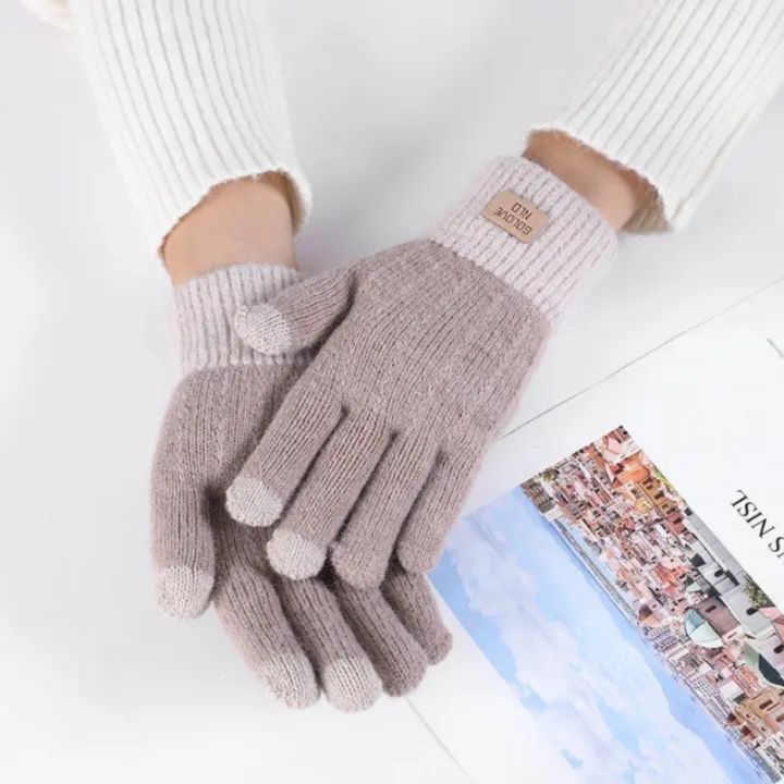 Winter%20Warm%20Touch%20Screen%20Half%20Fingerless%20Knitted%20Acrylic%20Gloves%20For%20Men%20And%20Women%20-%20Image%204