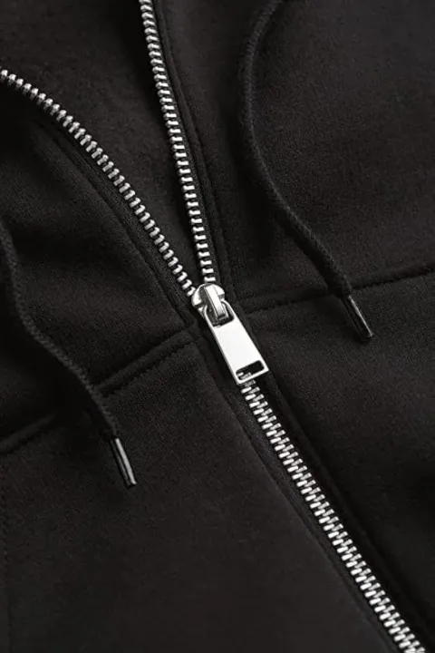 Plain%20Black%20Zipper%20Hoodie%20for%20Women%20and%20Girls%20Casual%20Hooded%20Sweatshirt%20Cotton%20Blend%20Long%20Sleeve%20Oversized%20Zip%20Up%20Jacket%20with%20Pockets%20-%20Image%204