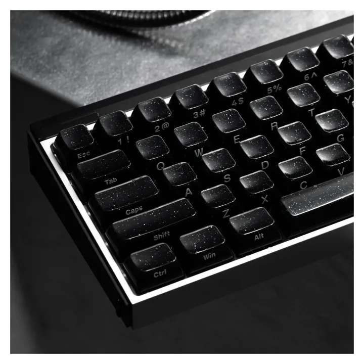 132%20Keys%20Starry%20Black%20Crystal%20Jelly%20PBT%20Keycap%20Double%20Shot%20PC%20Keycaps%20for%20Gaming%20Mechanical%20Keyboard%20-%20Image%203