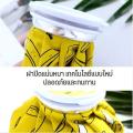 Hot compress bag helps to relieve pain, cute cartoon, can put hot or cold water (random color). 