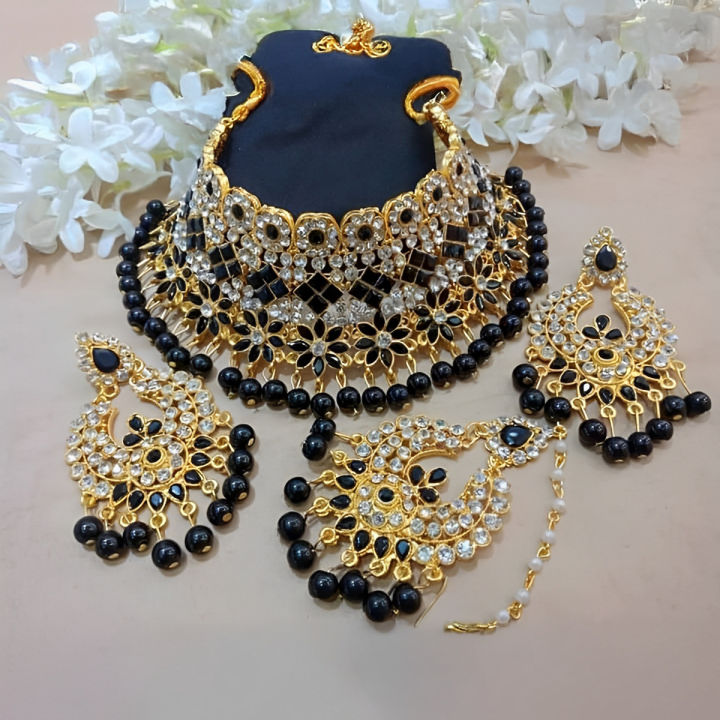 Indian Gold-Plated Wedding Necklace Set Thai Stone Choker with Earrings and Tikli