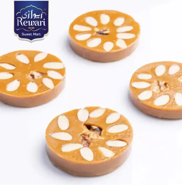 Rewari%20Sweets%20Mart%20Multan%20-%20Shahi%20Sohan%20Halwa%20%7C%20Pure%20Desi%20Ghee%20%7C%200.5KG%20&%201KG%20-%20Image%202