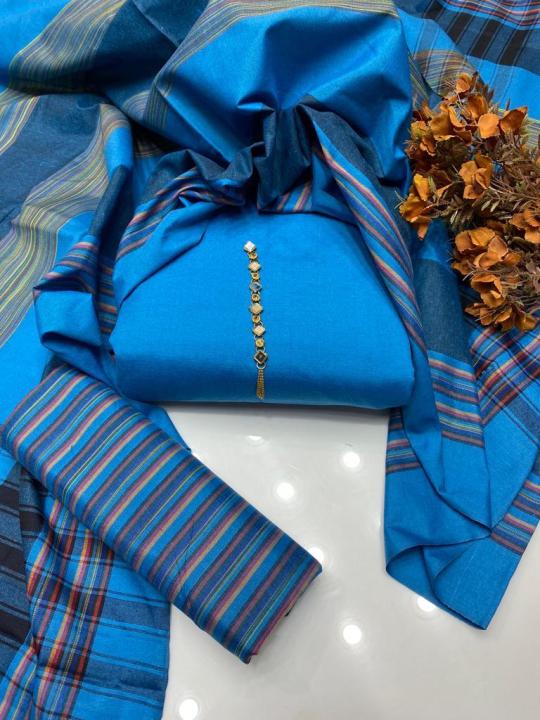 *NEW COLLECTION*

3pc Fence Dress 
Stuff KHaddar Plain Shirt, design Trouser Along With Check Khaddar Dupatta
Price only 1800