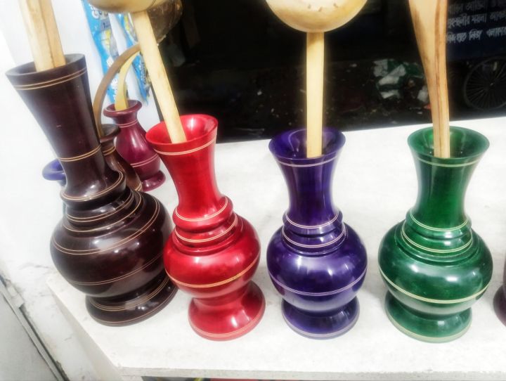 Hand%20Made%20Wooden%20colorful%20flowers%20Vase/Fuldani%20%20-%20Flower%20Vase(%209%20inch%20)%20-%20Image%203