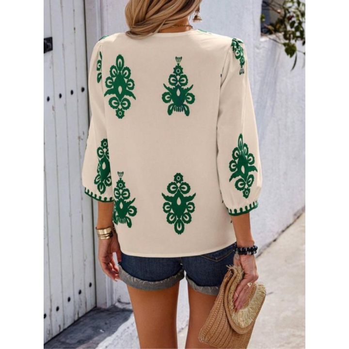 Plus%20Size%20Women's%20Casual%20V-neck%20Shirt%20Woman%20Loose%20Summer%20Casual%20Outdoor%20Tee%20Shirt%20Breathable%20Tops%20-%20Image%204
