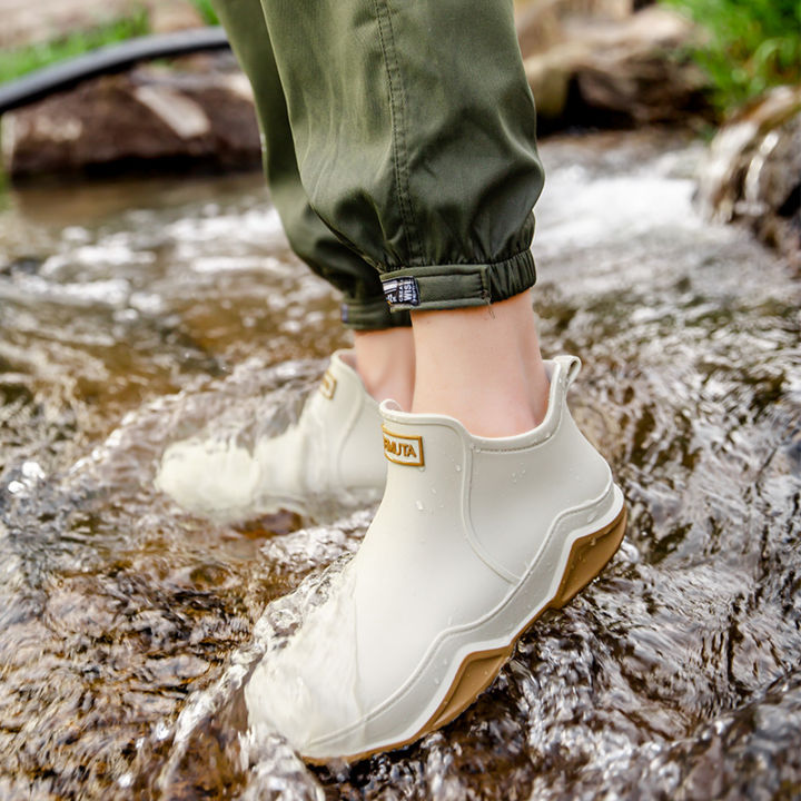 Men's%20Ankle%20Rain%20Boots%20Outdoor%20Waterproof%20%20Men%20Rain%20Shoes%20Anti-Slip%20Wear-resistant%20Men%20Kitchen%20Water%20Shoes%20Fishing%20Rubber%20Shoes%20-%20Image%202