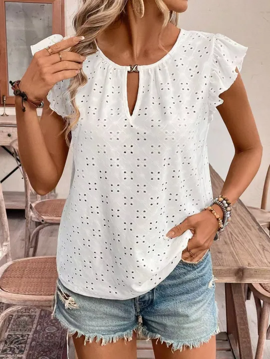 Women's%20elegant%20white%20crochet%20top%20-%20Image%203