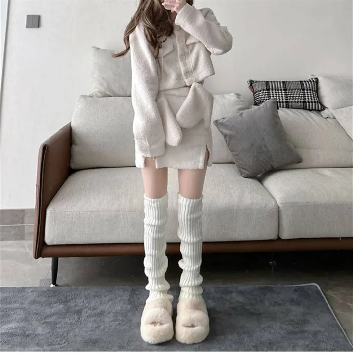 Winter%20Japanese%20College%20Style%20Retro%20Button%20Leg%20Warmer%20Women's%20Knitted%20Sock%20Cover%20white%20Long%20Pile%20Socks%20-%20Image%205