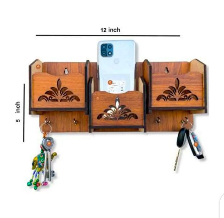 Wooden%20Wall-Mounted%20Key%20Holder%20and%20Mobile%20Stand,%20Natural%20Wood%20Finish,%20Stylish%20and%20Functional%20-%20Image%205