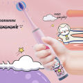 Children's Electric Toothbrush Color Cartoon Space Series Children's Soft Hair Cleaning Brush (Battery Not Included). 