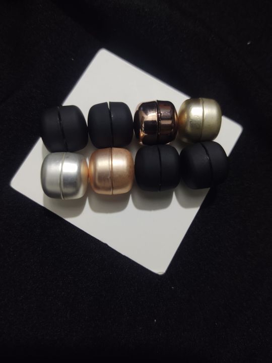 Elegant%20Magnetic%20Pins%20for%20Effortless%20and%20Stylish%20Scarf%20Draping%0A%7C%20Elegant%20Magnetic%20Pins%20for%20Your%20Scarves%20-%20Image%206