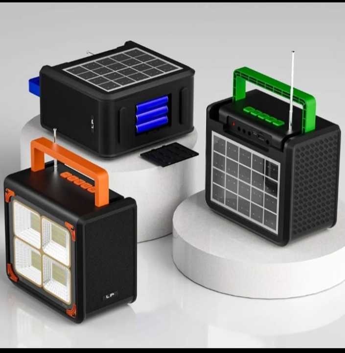 LP%20V96%20Multi-Function%20Solar%20Power%20Bank%20with%20LED%20Light,%20FM%20&%20Mobile%20Charging%20%E2%80%93%20Portable%20Emergency%20Kit%20-%20Image%202