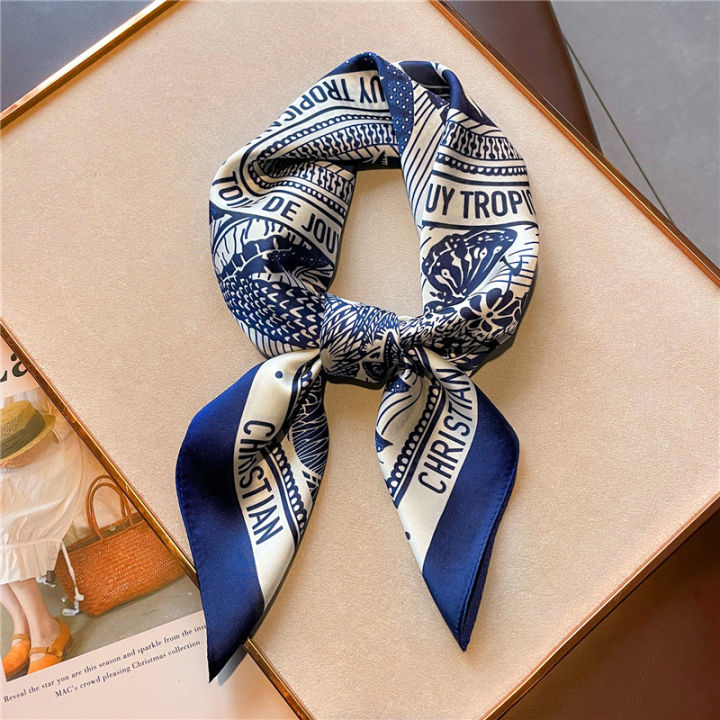 2024%20Popular%20Square%20Shawls%20Luxury%20Sunscreen%20Satin%20Kerchief%20Four%20Seasons%2090X90CM%20Silk%20Scarves%20Fashion%20Letter%20Headcloth%20Scarf%20Bag%20-%20Image%207