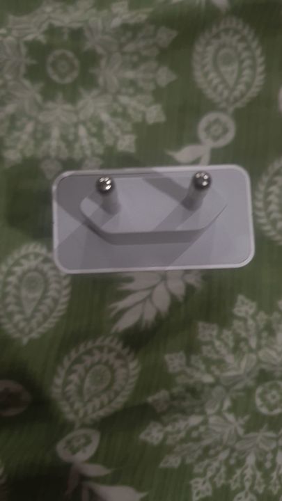 xiaomi%20original%2033watt%20adapter%20-%20Image%203
