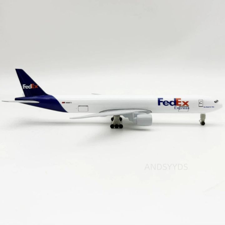 1/400%20Model%20Planes%20B777%20Air%20Fedex%2020cm%20Metal%20Scale%20Aircraft%20Toy%20Child%20Diecast%20Airplanes%20Model%20Kit%20With%20Stand%20Toy%20Planes%20%20-%20Image%202