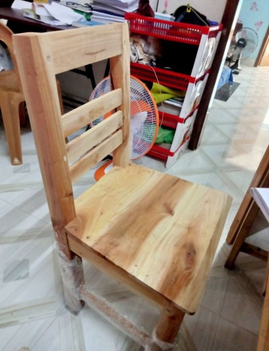 Best%20wooden%20chair%20in%20low%20price%20-%20Image%202