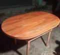 king size  Daining table mehgony wooden  4.5/2.5 feet. 