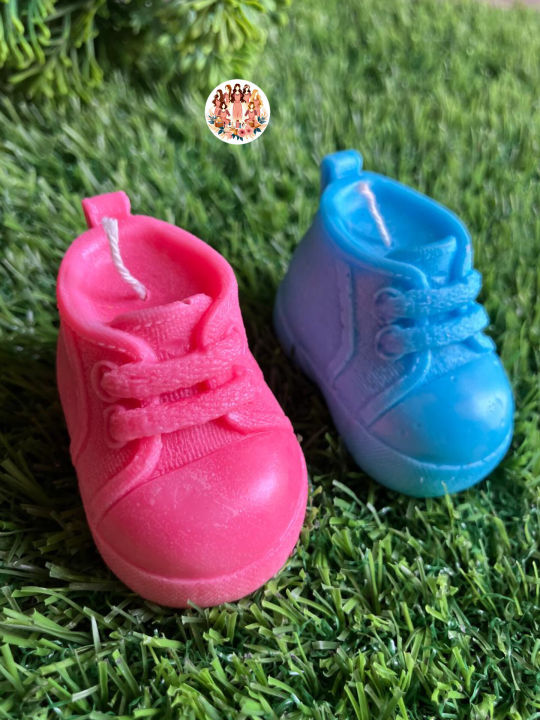 Cute pink and blue baby shoes candles for gender reveal party_customized_birthday party_birthday gifts_giveaways_baby shower_other kids event
