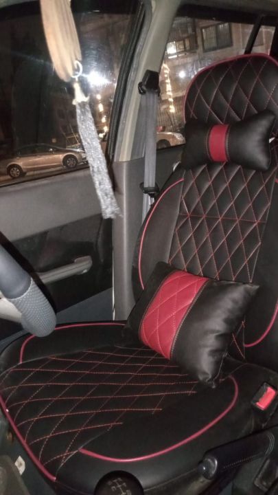 Car Seat cover black and red made of artificial regsine