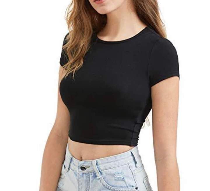 GI-ants%20Women's%20Top:%20Unleash%20Power%20and%20Style%20-%20Elevate%20Your%20Wardrobe%20with%20Trendsetting%20Designs%20and%20Effortless%20Chic!%20-%20Image%204