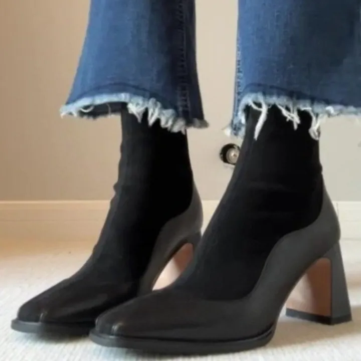 Spliced%20%E2%80%8B%E2%80%8Bsquare%20Head%20High-end%20Chelsea%20Boots%20Women%202025%20Autumn%20New%20French%20Style%20with%20Skirt%20Lightweight%20Thick%20Heel%20Short%20Boots%20-%20Image%205