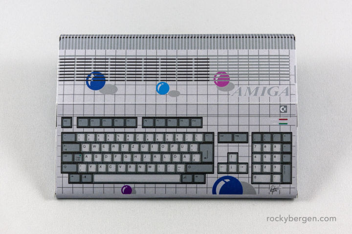 Model%20of%20a%20Classic%20Computer%20Amiga%20500,%20Paper%20Model,%20Paper%20Doll,%20Papercraft%20(for%20Cutting%20and%20Assembling%20Yourself)%20-%20Image%204