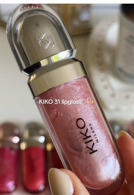 Kiko%20Korean%20Lip%20Gloss%20%E2%80%93%20High%20Shine%20&%20Non-Sticky%20%7C%20Kiko%20Lip%20Gloss%20Original%20-%20Image%206
