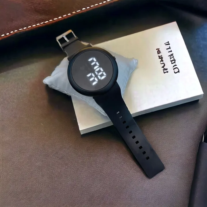 New%20Fashionable%20Digital%20Hand%20watches%20for%20Boy/Girls%20-%20Image%203