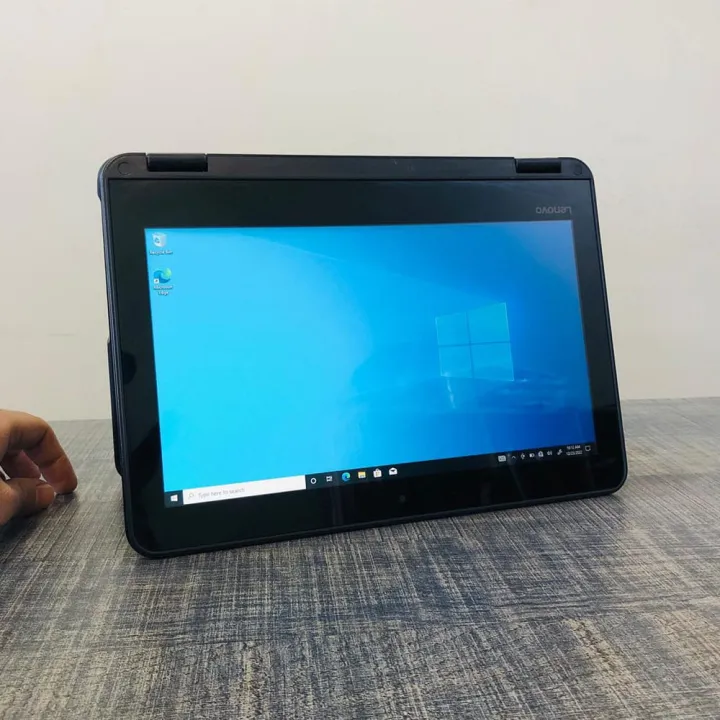 Lenovo%20Yoga%2011e%20Touch%20x360%208Gb%20Ram%20128gb%20SSD%20,%207th%20generation%20-%20Image%204