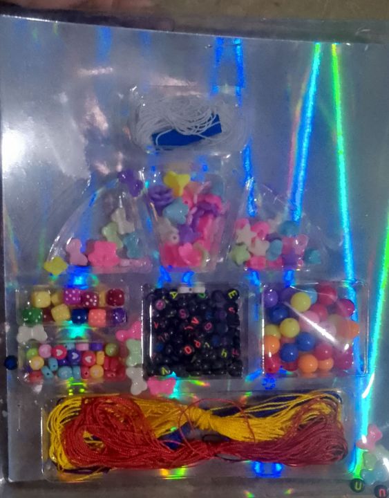 DIY%20Beads%20Jewelry%20Making%20Kit%20for%20Kids%20%E2%80%93%20600+%20Colorful%20Beads%20&%20Charms%20%7C%20Bracelet%20&%20Necklace%20Making%20Set"%20-%20Image%203