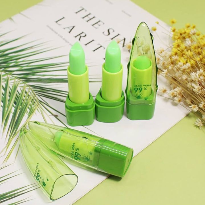Aloevera%20Lipstick%201%20piece%20-%20Image%206