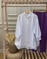 Farah Firdousi Solid-coloured button-down shirts with culottes. 