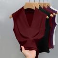Summer Women's V-neck Sleeveless Vest Slim Fit Outerwear for Girls Solid Color Fashionable, Casual, Breathable Base T-shirt.