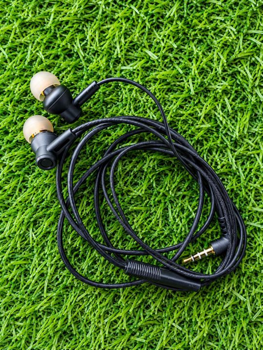 LELISU%20LS-605%20Stereo%20Earphones%20with%20HD%20Sound%20&%20Built-in%20Microphone%20%7C%20Premium%20Wired%20Earbuds%20with%203.5mm%20Jack%20%7C%20Deep%20Bass%20&%20Clear%20Audio%20Headphones%20for%20Music,%20Calls%20&%20Gaming%20%7C%20Durable%20Tangle-Resistant%20Cable%20%7C%20Universal%20Compatible%20Earphones%20for%20Mobile,%20Laptop%20-%20Image%202