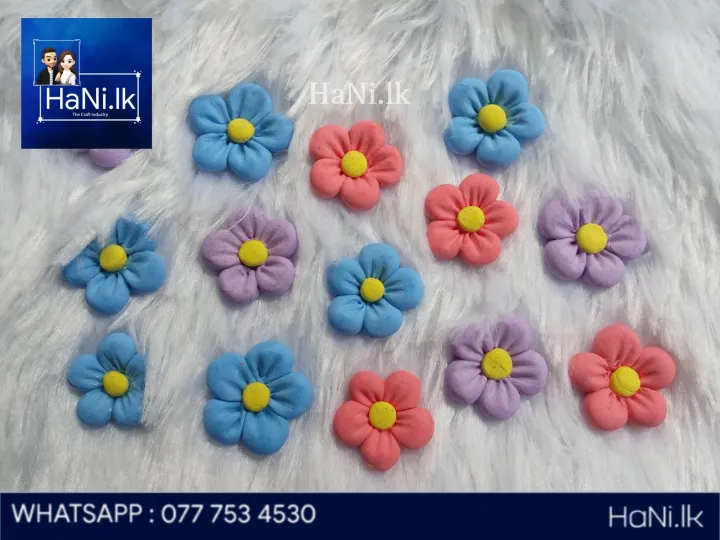Polymer%20Clay%20%20Flowers%20(12pcs)%20-%20Mixed%20Colours%20-%20Image%204