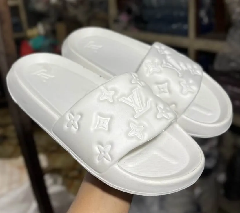 New LV Waterfront Mule Slides for Men