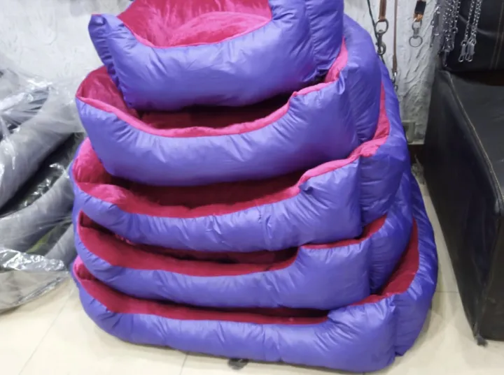 Compfy%20Soft%20Pet%20Bed%20-%20Medium%20-%20Image%203